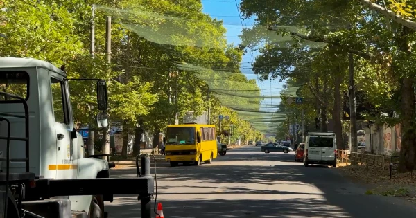 扎波罗热建防无人机隧道，保障军民安全