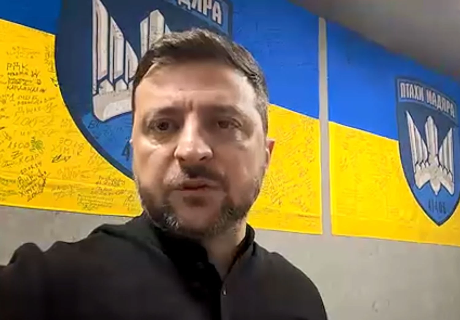 泽连斯基访问顿涅茨克前线，强调增产无人机