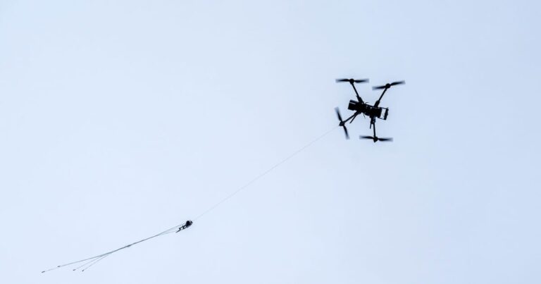 无人机再次飞越南法核潜艇基地，北约空中安全受威胁