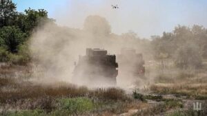 乌军24小时内击退180次敌袭，俄方频繁发动攻击