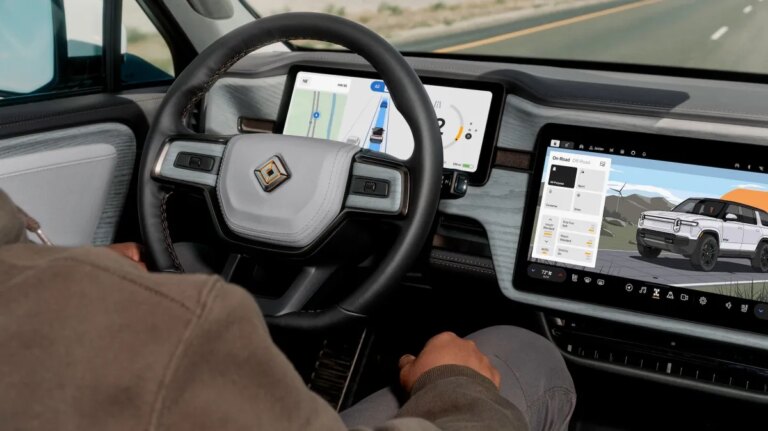 Rivian自研AI芯片加速自动驾驶布局