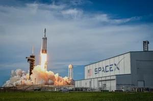 SpaceX商业收入将超NASA支出