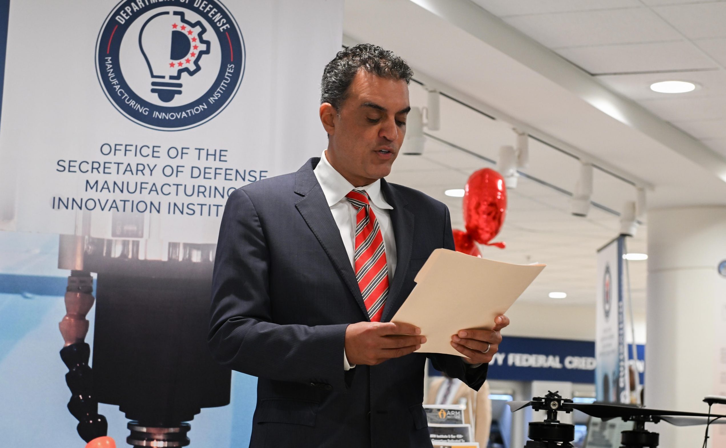 五角大楼拟整合DIU科技项目