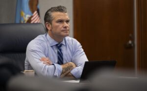 五角大楼报告：Hegseth使用Signal传达敏感信息危及人员安全