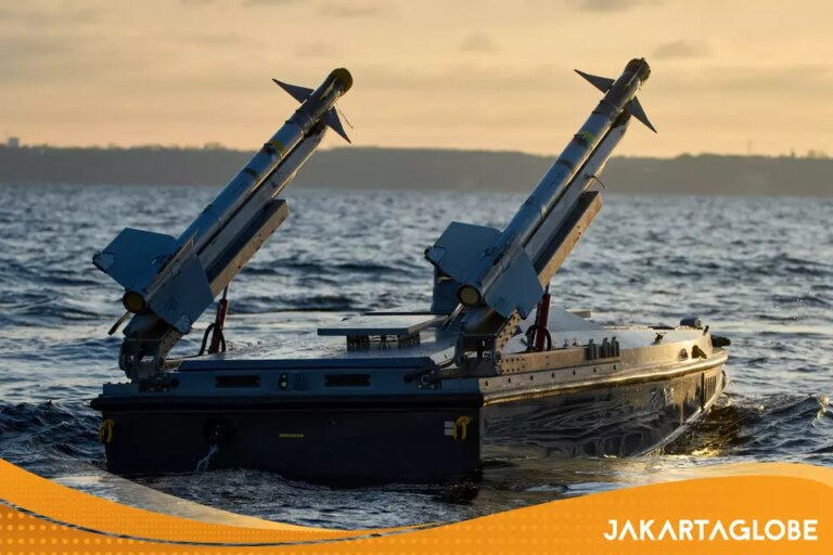 乌军海无人机重创俄黑海舰队