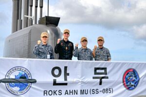 韩国邀加方登艇竞标潜艇大单