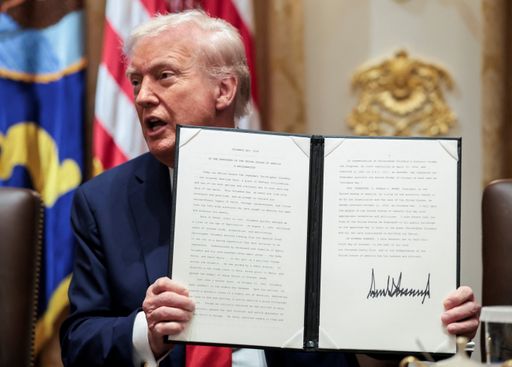 特朗普拟推联邦AI令，欲凌驾各州法规