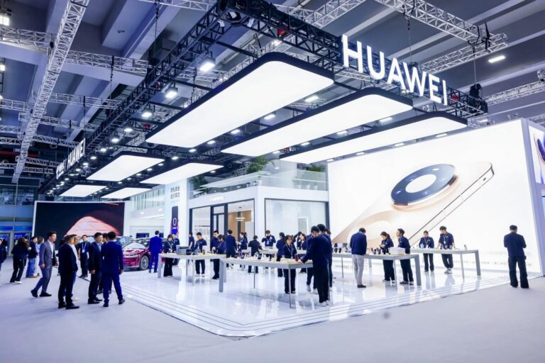 从终端破局到生态共生：华为在 2025 数智科技生态大会上的“全场景”答卷