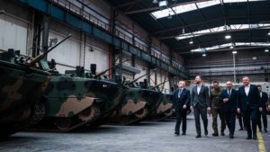 波兰交付首批15辆国产Borsuk步兵战车