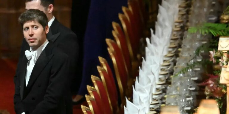 OpenAI暂停广告，全力优化ChatGPT