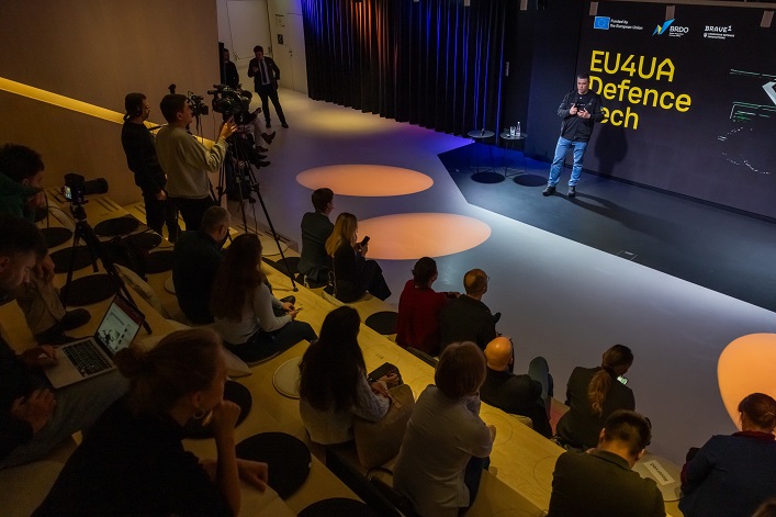 欧盟资助乌克兰研发高速拦截无人机