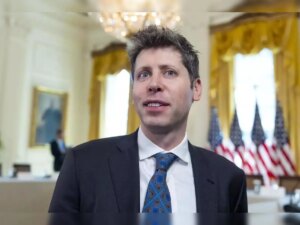 OpenAI发布GPT-5.2：支持长文本分析与多模态任务