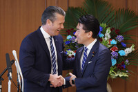 防卫大臣小泉纯一郎计划下月访美会晤美军方高层