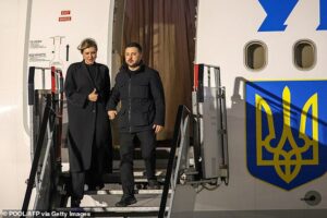 泽连斯基专机抵都柏林遭军用无人机 targeting，安全受威胁