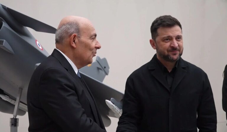 泽连斯基会晤达索航空总裁，探讨本地化生产军机可能性