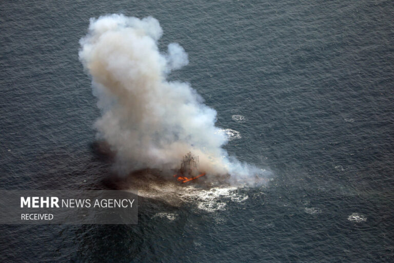 伊朗举行最大规模海军演习展示综合威慑力