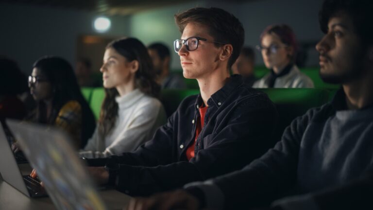 拉筹伯大学与OpenAI合作，全面部署ChatGPT Edu