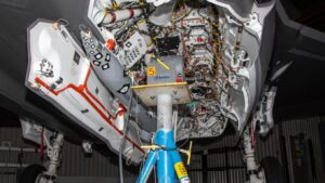 欧洲远程导弹完成F-35集成测试，射程达200公里