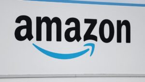 亚马逊采用英伟达技术，推出新一代AI服务器