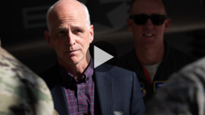 亚当·斯密披露国防授权法案妥协细节