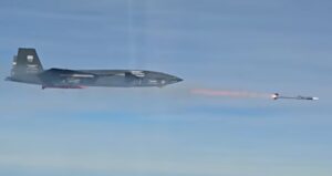 土耳其无人机首次实现超视距击落目标无人机