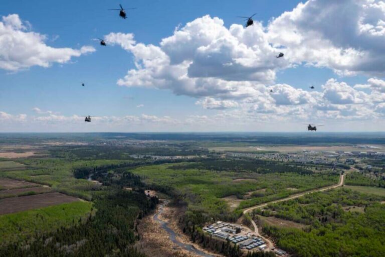 无人机崛起：无人系统如何改变战术航空