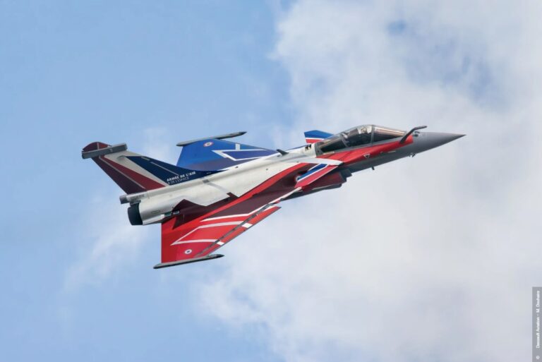 印尼接收首批三架阵风战机，取代俄制苏-35