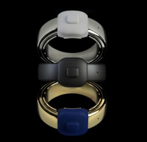 Pebble创始人推75美元AI戒指，专注语音记事