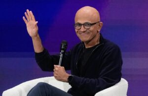 微软 CEO 纳德拉自曝正处于“自习室”模式：利用周末时间研究创业公司如何做产品，AI 时代需永远保持学习