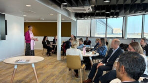 坎布里亚大学聚焦AI赋能社区医疗