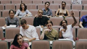 AI引发批判性思维危机，高管预警人才断层