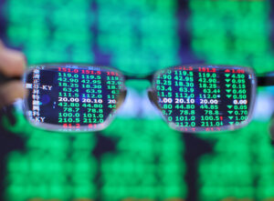 台股收高 AI与高价股领涨