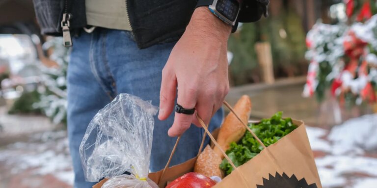 Pebble推首款智能指环，支持语音记事