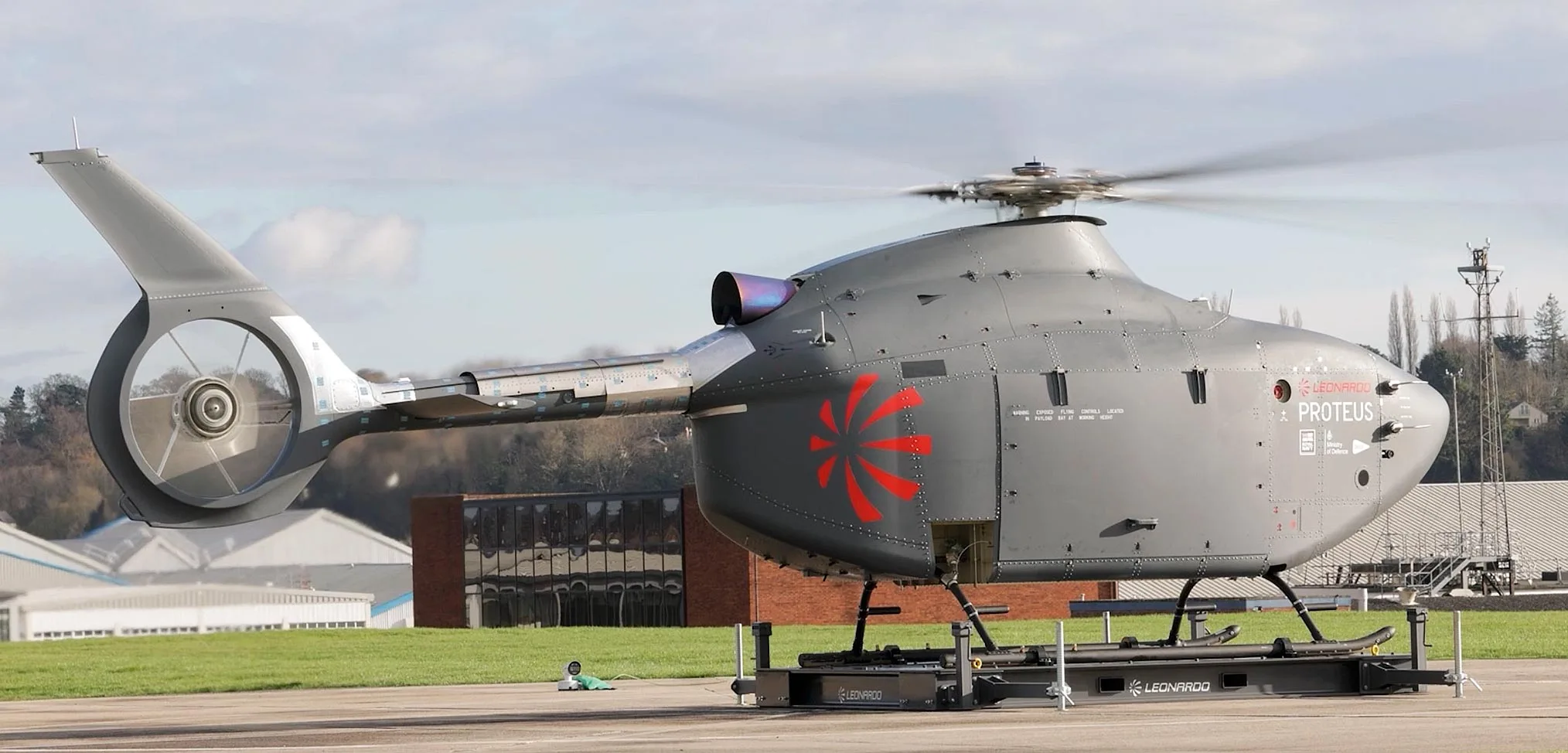 英海军无人直升机Proteus完成地面测试准备首飞