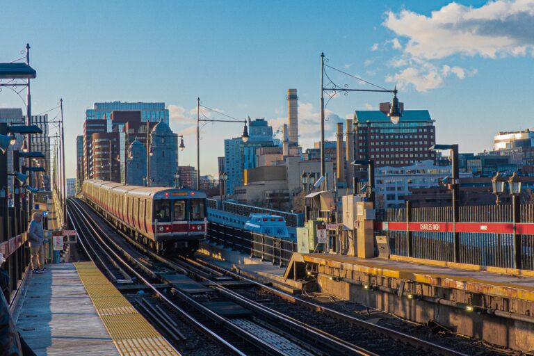 剑桥转向国防科技，新兴企业获巨额投资