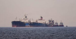 乌军无人机重创俄影子舰队