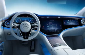 奔驰推AI副驾，告别传统语音指令