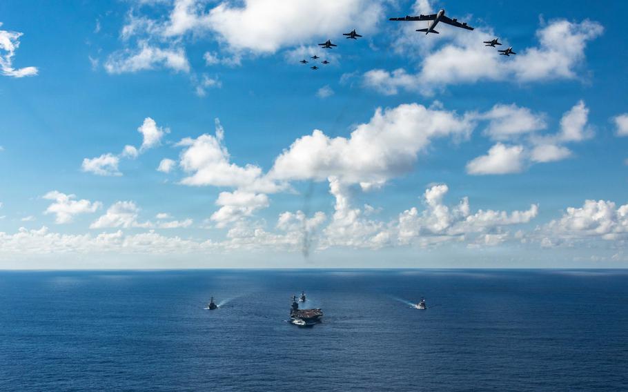 美军战机巡逻委内瑞拉附近岛屿