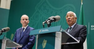 无人机现身泽连斯基访爱途中，欧盟称系俄混合战