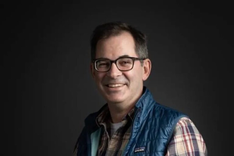 Coreweave CEO力挺AI“循环交易”模式