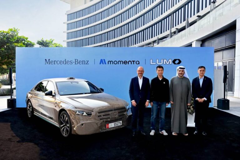 奔驰携手Momenta推L4级S级Robotaxi
